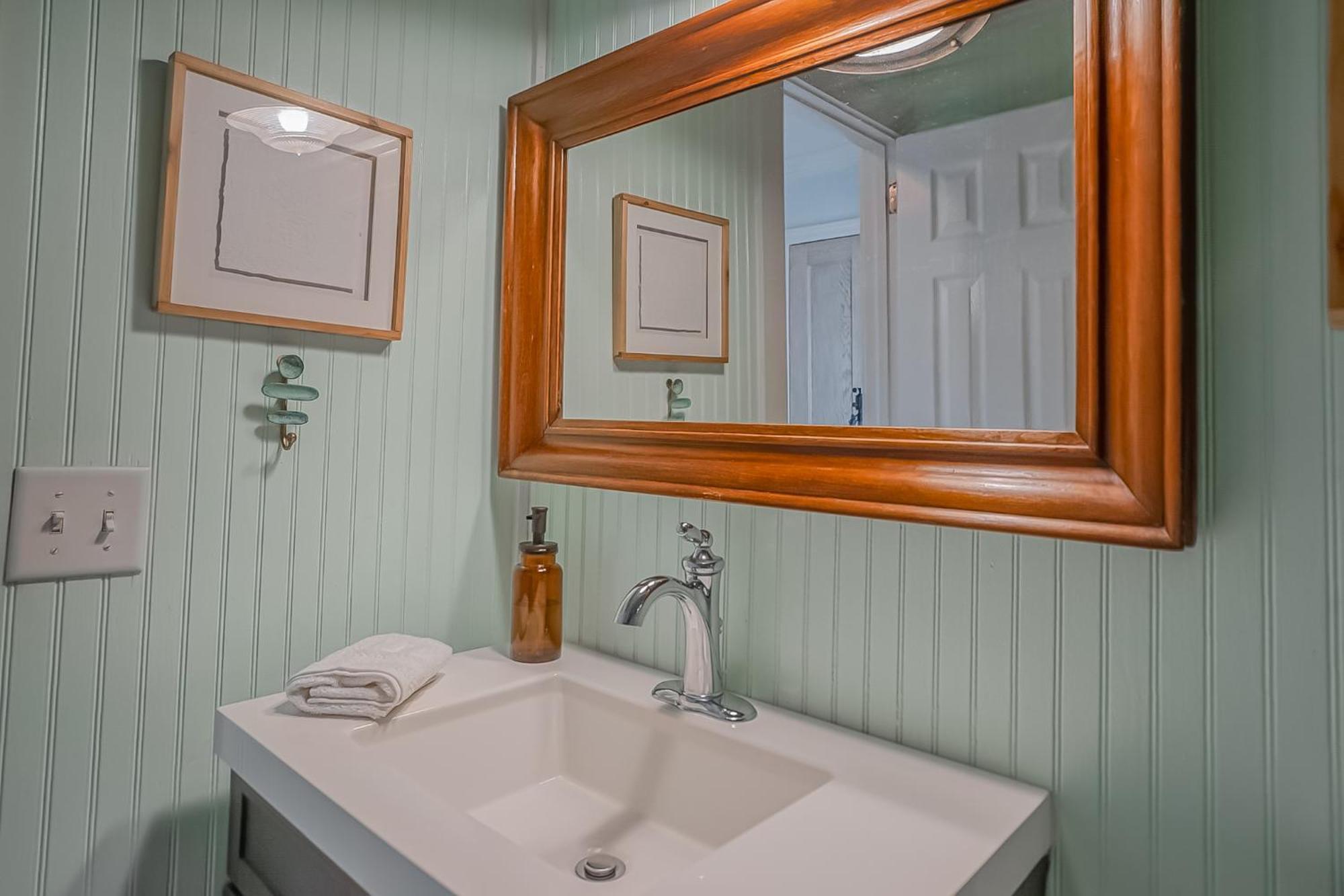Urban Nest Cottage - Book Now! Beaufort Exterior photo
